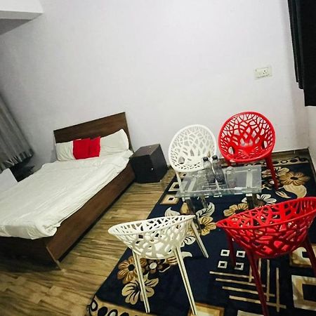 Hotel Pacific Grey By Wb Inn Lucknow Eksteriør bilde