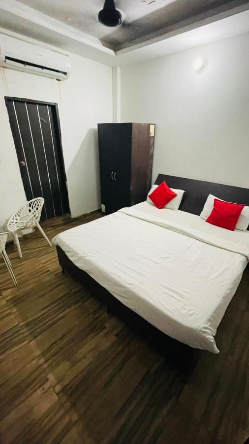 Hotel Pacific Grey By Wb Inn Lucknow Eksteriør bilde